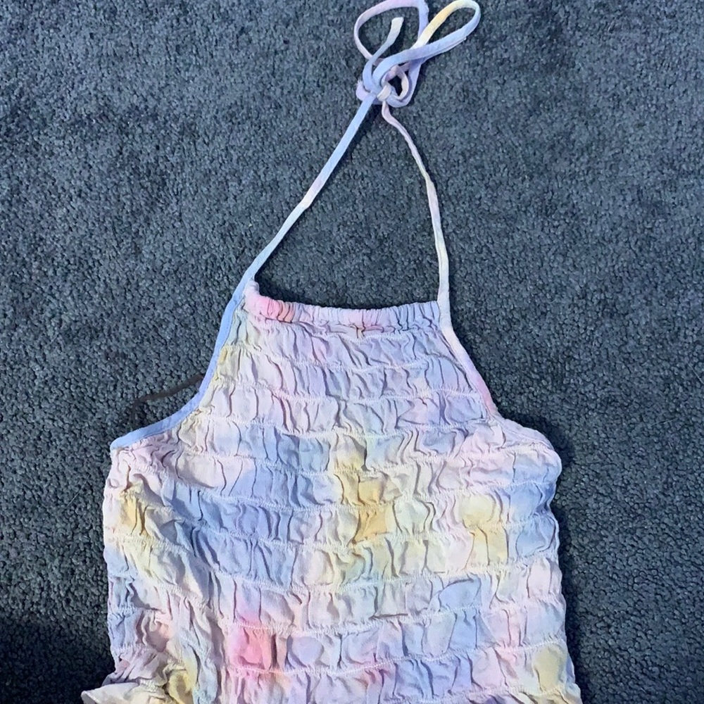 tank top that ties around the neck